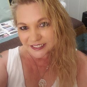 Meet your Posher, Vickie